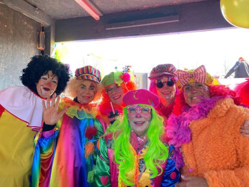 Kalinen de Luxe - Rosenmontag 2025 mit 2 eigenen Wagen und einer Fußgruppe