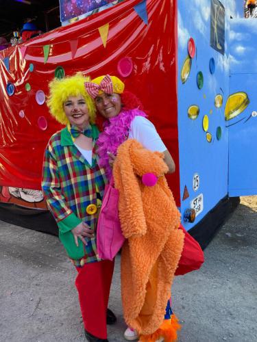 Kalinen de Luxe - Rosenmontag 2025 mit 2 eigenen Wagen und einer Fußgruppe
