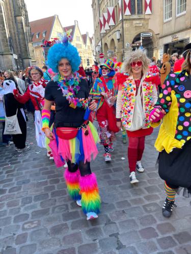 Kalinen de Luxe - Rosenmontag 2025 mit 2 eigenen Wagen und einer Fußgruppe